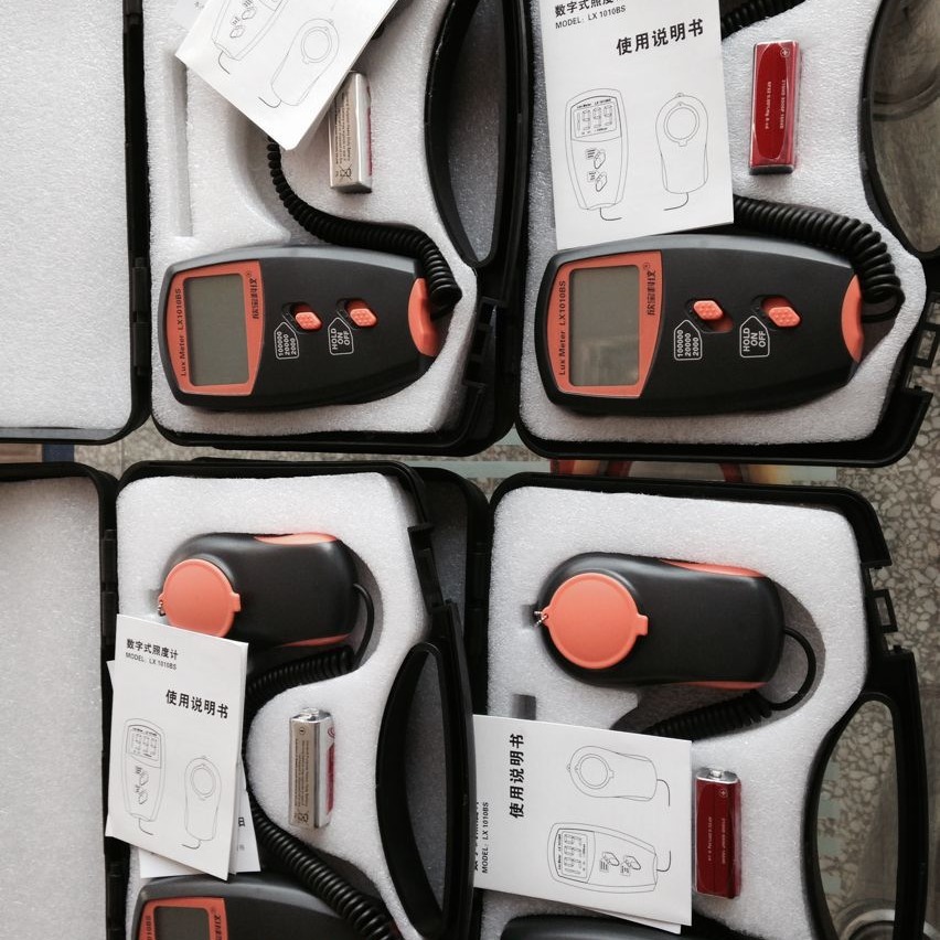 山东数字照度计，数字照度表，光度测量仪LX1010BS