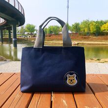 ���ֵ���᲼����ɫ�l�y��̖�����p�ڴ�Ůʿ�ϰ�ͨ�ڰ����ދ�����