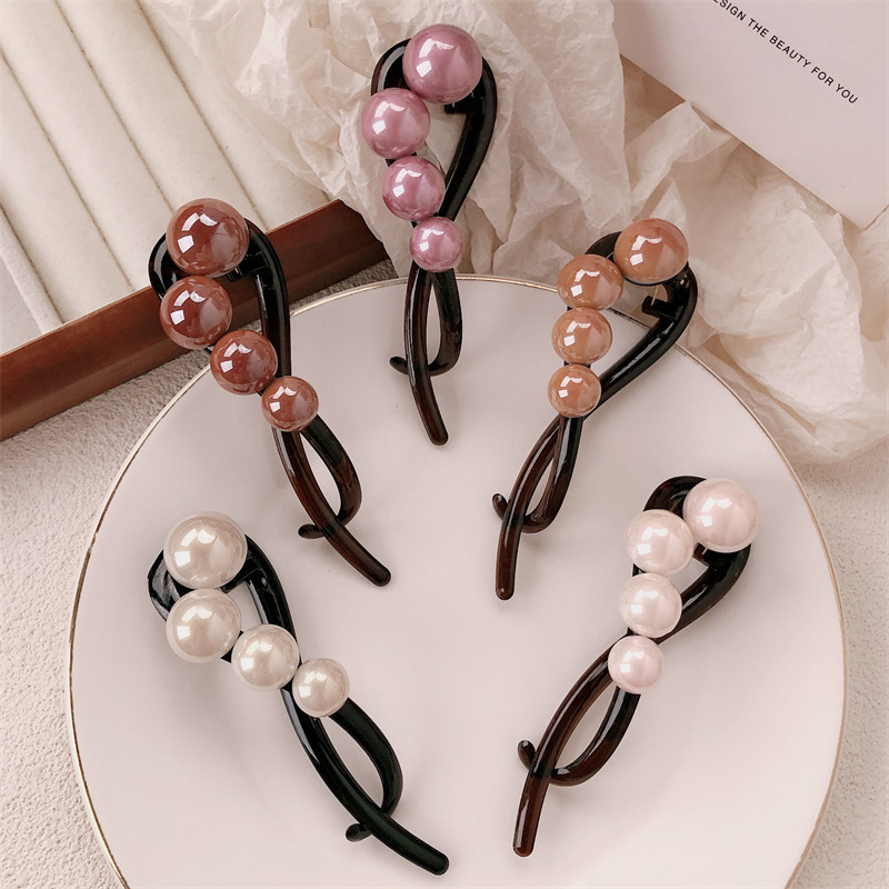 Clip de perla simple detrás de la cabeza de alto nivel de torsión de torsión de clip de cabello grande más temperamento retro tarjeta de cabello de disco