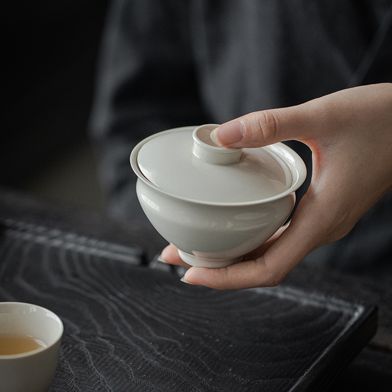 墨己草木灰釉陶磁器蓋碗は古泥に似せてお茶を入れます。|undefined