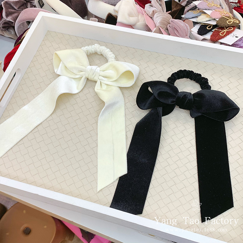 Año Nuevo terciopelo rojo blanco y negro de alto nivel de seda estereoscópica arco flotante retrógrado anillo de cabello correa de correa de cabeza