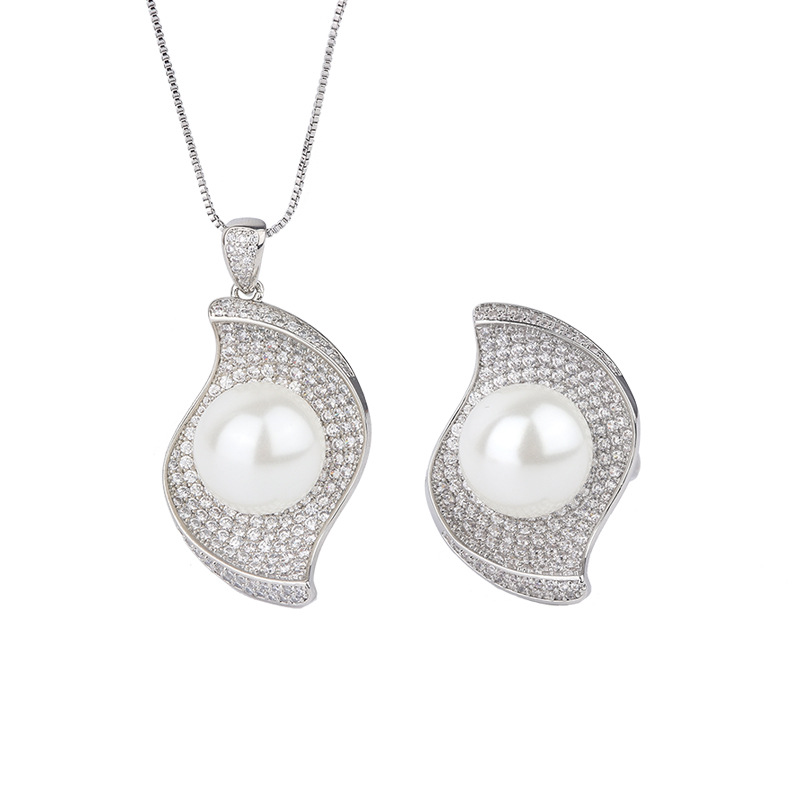 Zhuang Sheng joyería de cobre inferior chapado en oro con incrustaciones de perlas blancas moda coreana diamante incrustado textura traje 14mm al por mayor