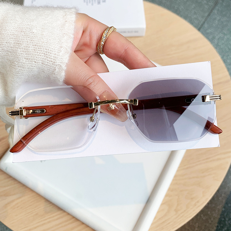 fashionable square trend sunglasses for men and women