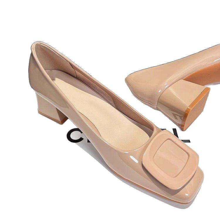 Cabeza cuadrada zapatos de talón grueso para mujeres 2025 primavera nueva hebilla cuadrada francesa color desnudo temperamento ligero zapatos de cuero lacado de talón 5cm