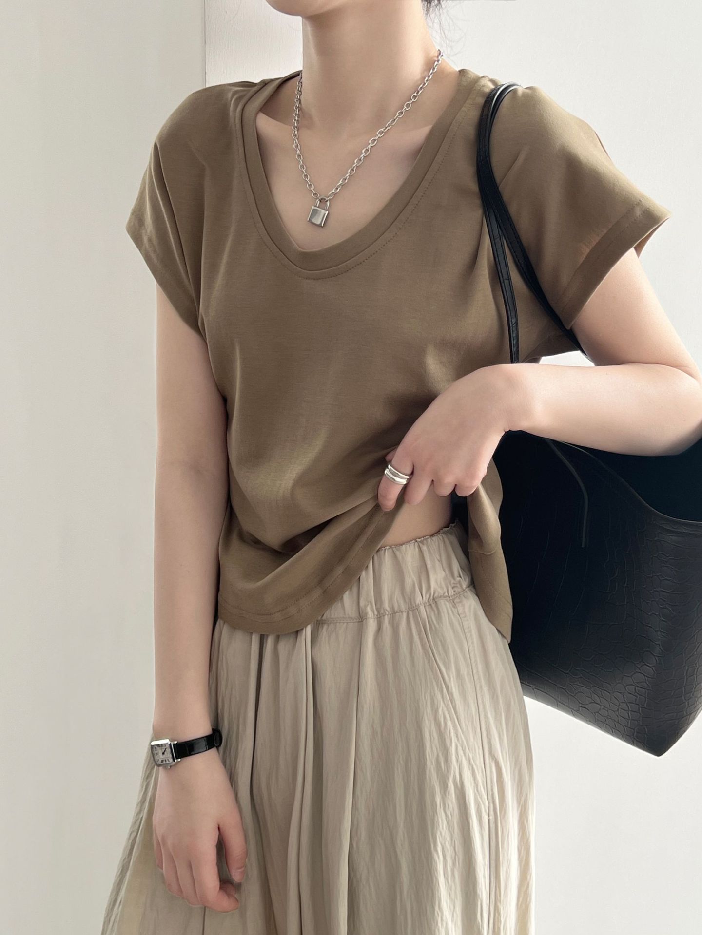 Three Dimensional Simple U Neck Short Sleeved T shirt for Women Summer Slimming Wide Sleeved Top 6 Three Dimensional Simple U Neck Short Sleeved T shirt for Women Summer Slimming Wide Sleeved Top