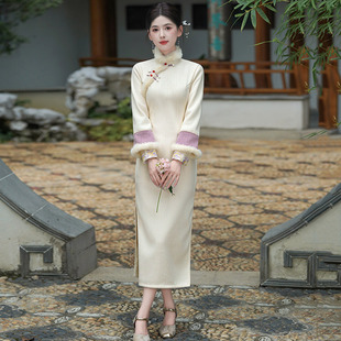 ��ɫ�ӽq���b���L����ʽ�L���L�����۶������������p��Ů�߼���