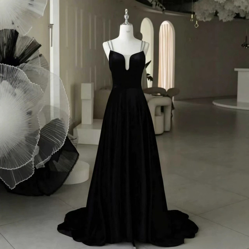 French-Style Satin High-Waisted Backless Floor-Length V-Neck Wedding Dress, Simple and Fashionable Banquet Ball Bridesmaid Evening Gown