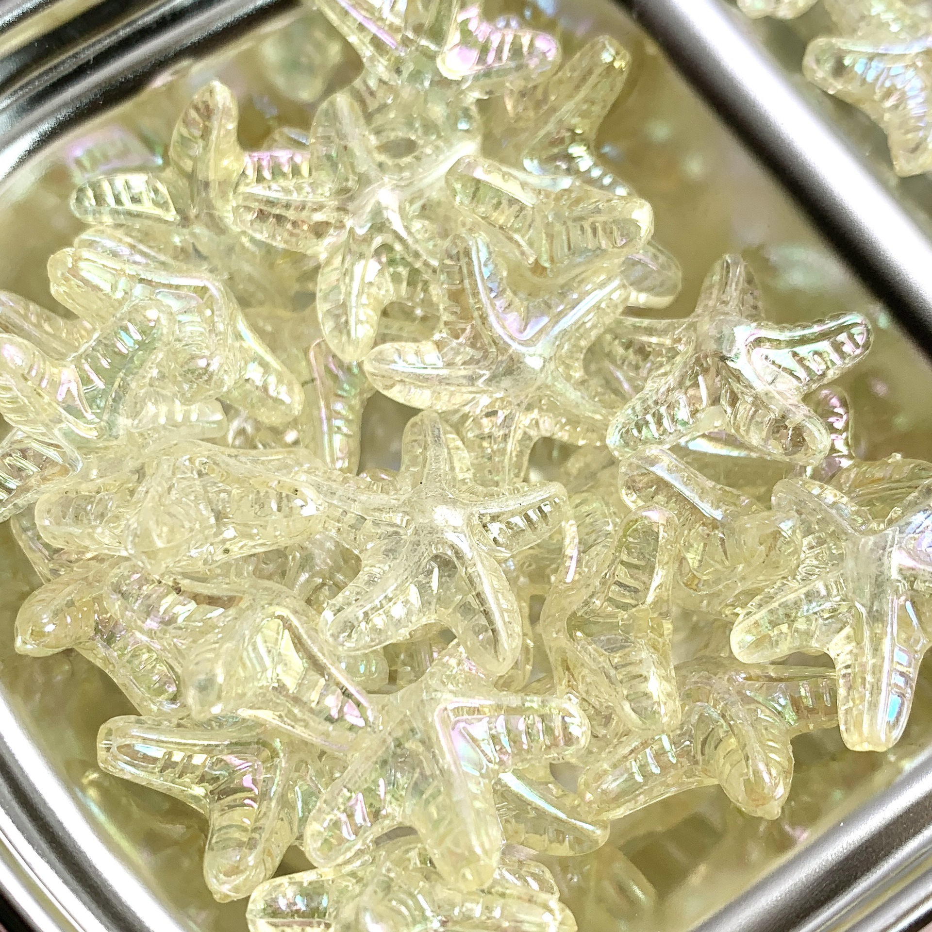 Acrílico transparente chapado en color estrella de mar con cuentas llavero de joyería de bricolaje cadena de teléfono móvil accesorios para el cabello hechos a mano