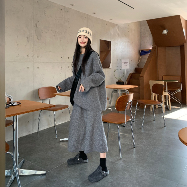 Casual Suit, Lazy Warm down Jacket, Vest, Gray Sweater, Women's Winter Knitted Wide-Leg Pants Three-Piece Set