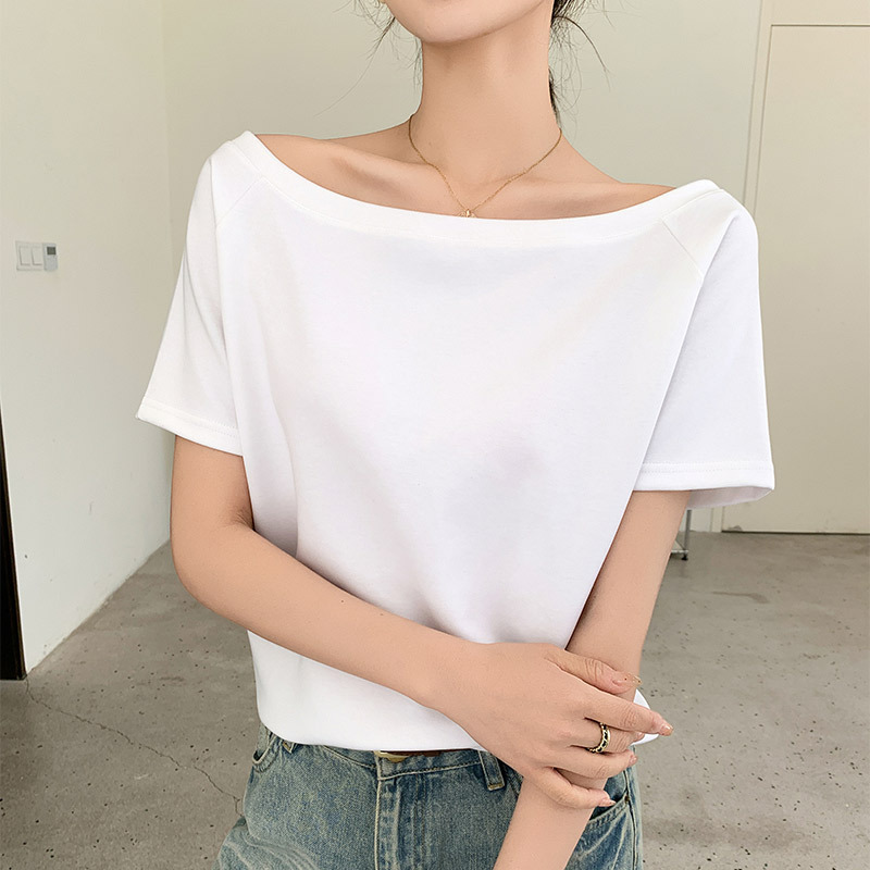 하얀색