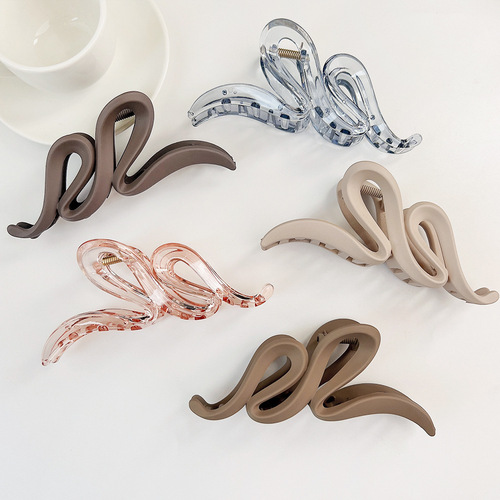 Large Wave Grab Hair Clip New Acrylic Style Hair Clip Korean Fashion Influencer Rear Brain Shark Hair Accessory