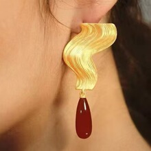 ������ͬ��ˮ���yƴ�Ӻڬ��ˮ�ζ��hС���p�ݺ��s�ٴ�С�����