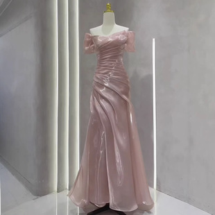 ��ɫ���Y��һ�ּ����ϵ�Y��ӆ��Y���ɚ�����߼��г��˶Y�B��ȹ