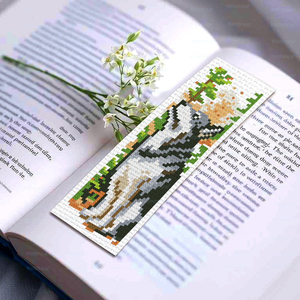 Mona Lisa Royal Bookmark-Colección de animales Dibujos animados lindos Sala de estar minimalista moderna Sala de estudio Bordado de hilo hecho a mano
