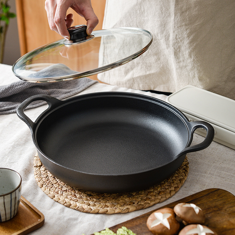 Small Happiness Cast Iron Non-Stick Skillet Home Use Pan for Frying Thin Cakes, Coating-Free, Thickened, Suitable for Gas and Electric Stoves