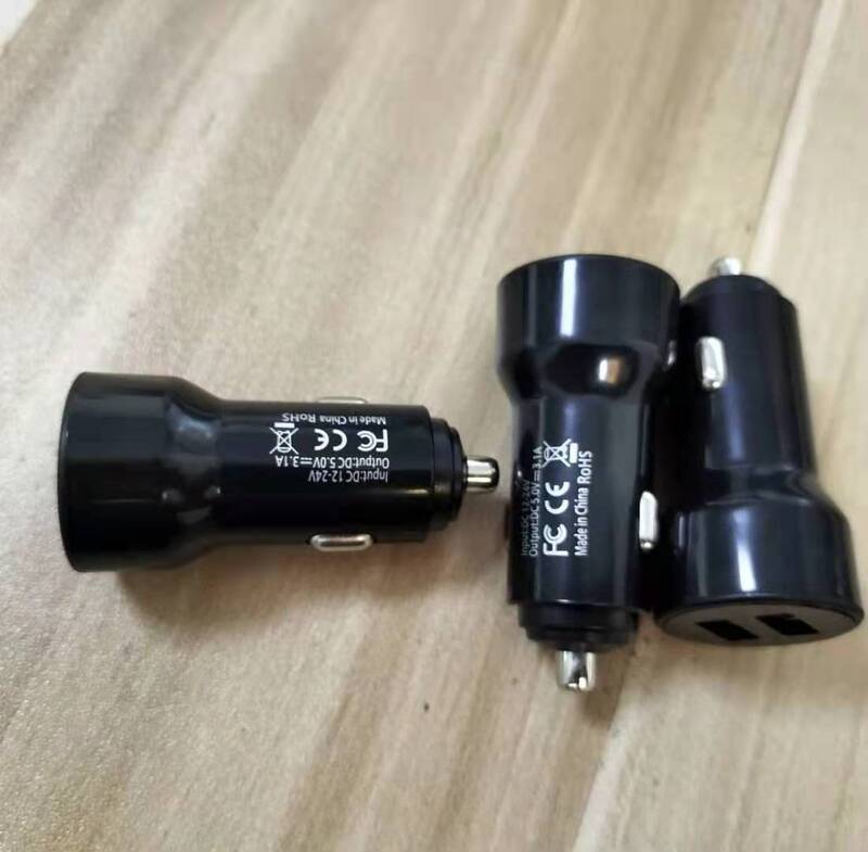 直供3.1A车充黑色圆形车载LED中性双usb双口车载充电器|undefined