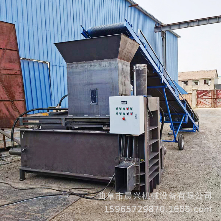 玉米青储秸秆打包机 牧草打包套袋机 黄储饲料压块机