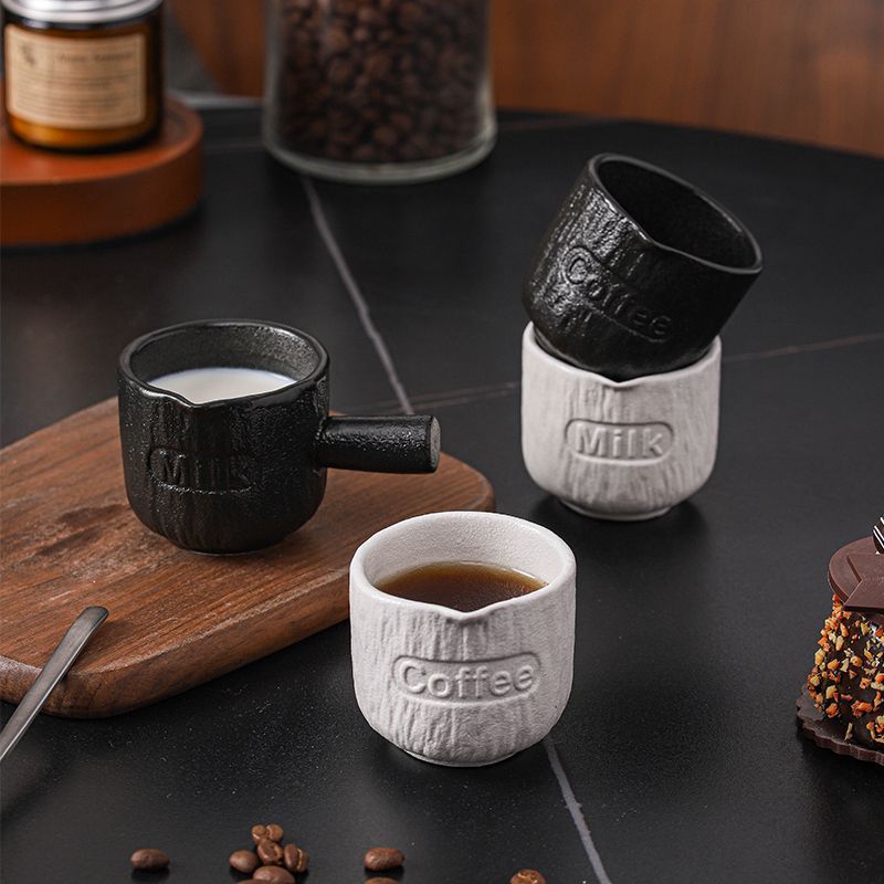 Japanese-Style Rock-Pattern Ceramic Pointed Spout Small Milk Jug Coffee Latte Art Cup Mini Milk Jug with Handle High Aesthetic Coffee Utensil