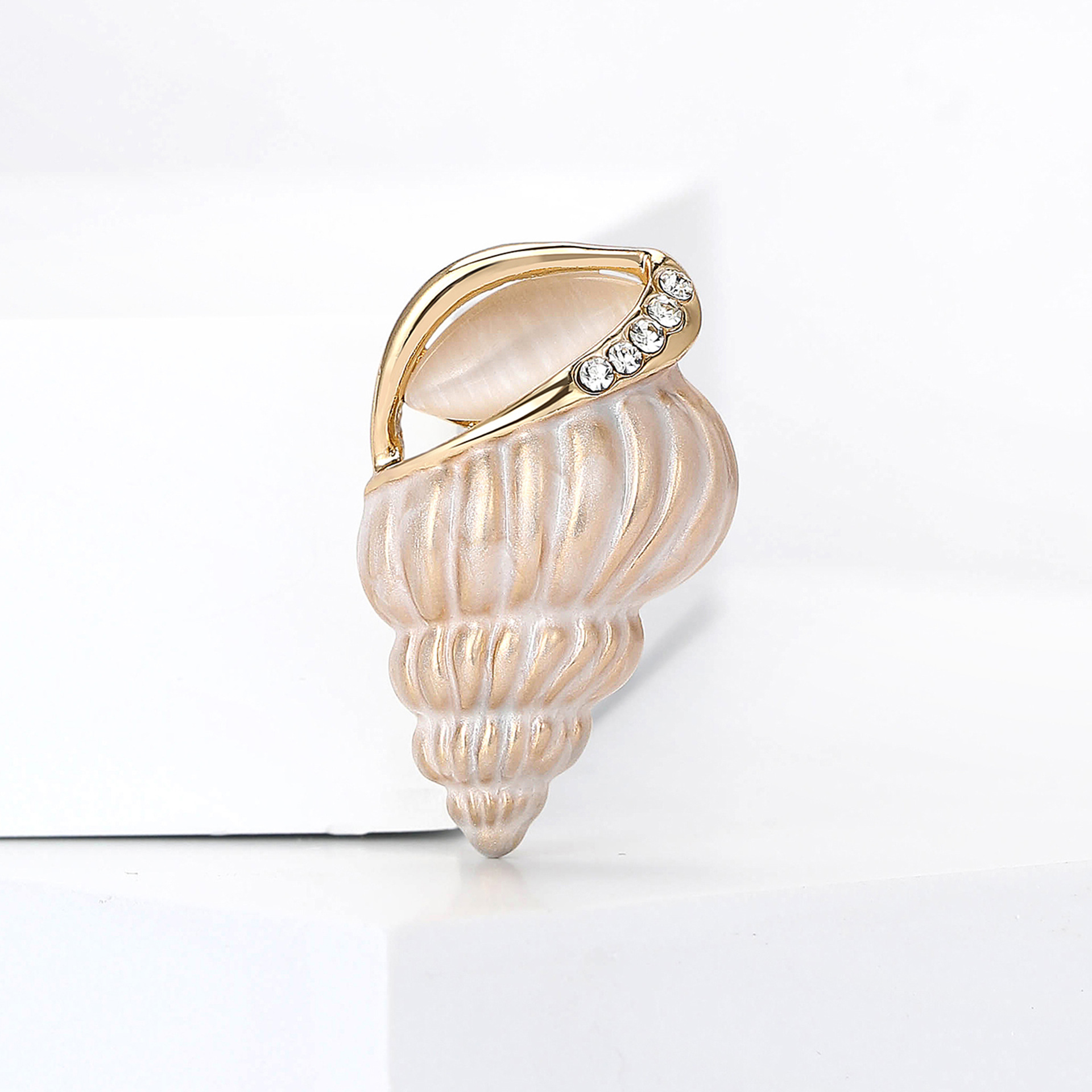 Cross-border New Creative Alloy Enamel Conch Brooch Exquisite Fashion Women's Suit Cardigan Corsage Jewelry Pin