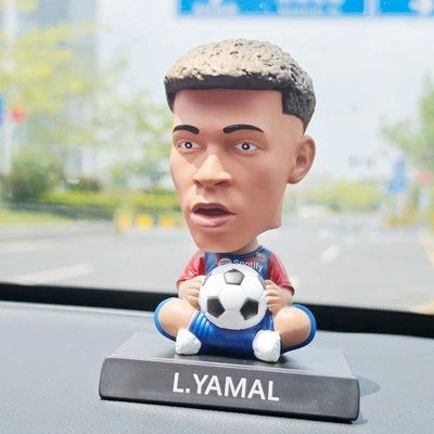 C. Ronaldo Bobblehead Figures – Car ornaments - -shaking-head-old-style-yamal