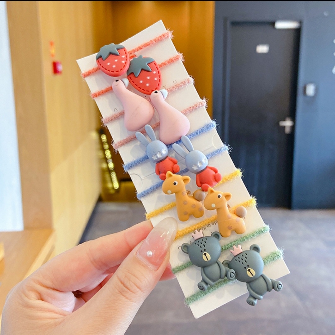 Plush Thumb Circle Cartoon Elastic Band