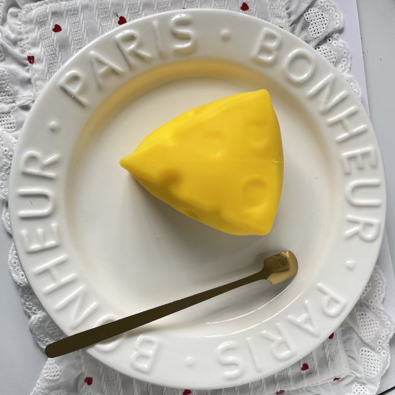 Nuevo producto explosivo bloque de queso suave - amarillo, juguete de descompresión plástica, con función de extrusión
