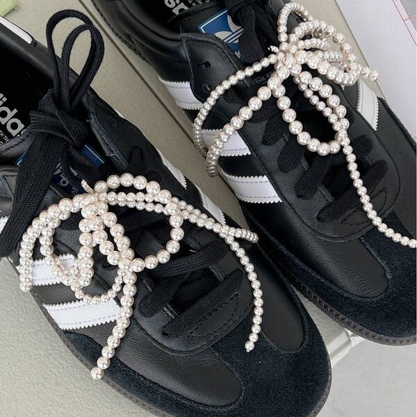 Korean niche designer brand Monday edition pearl bow shoe pendant…