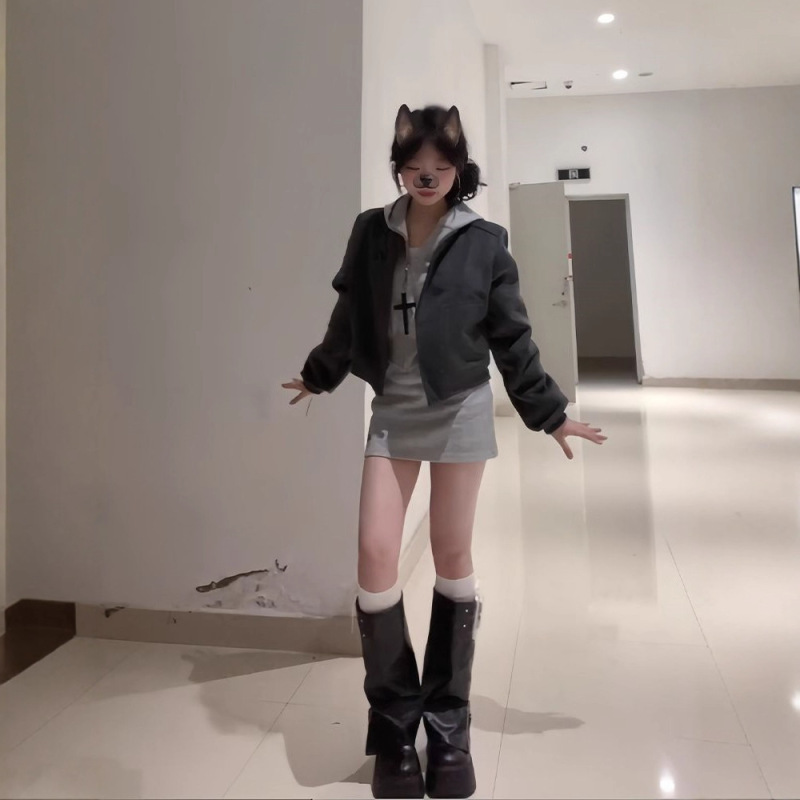 三件套【酷飒拽姐】2025新款秋冬灰色短款外套+运动短裙+卫衣上衣|undefined