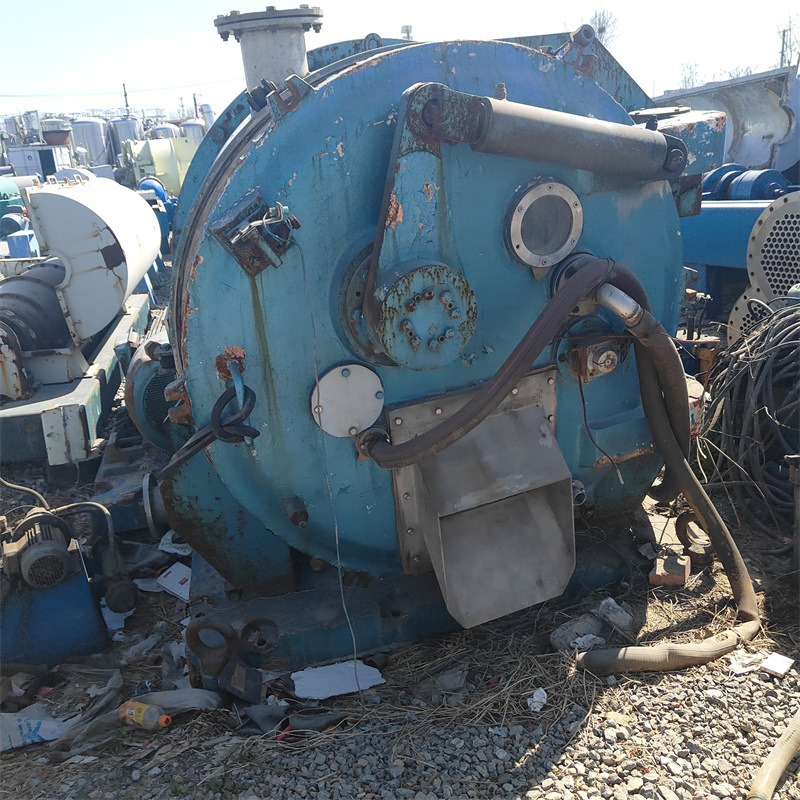 收购二手卧式刮刀离心机  工业真空分离机  化工原料分离设备