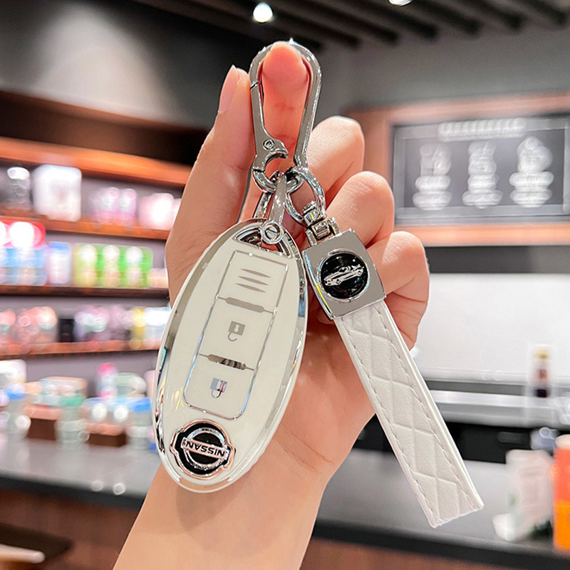 For Dongfeng Nissan Car Key Cover Qijun Xiaoqai Qida Jinke Tuda Nissan Sylphy Teana Bag Buckle Shell