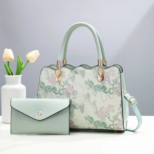 ̨��Ů��2025������Ů���͕r�д��Ůʽ���μ�����б���һ�����l