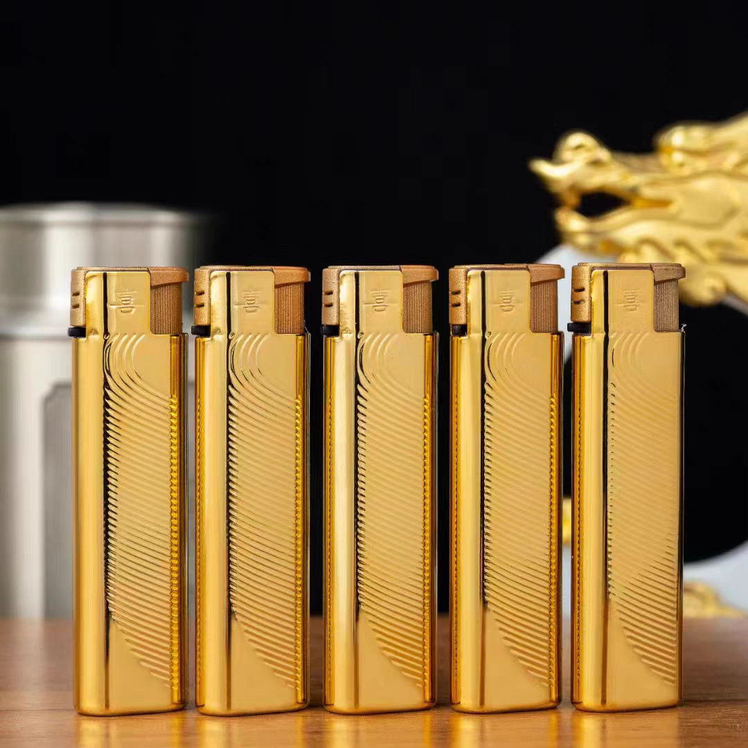 Sixi shell t5 encendedor a prueba de viento de llama azul personalizado logotipo de impresión personalizado encendedor de negocios de alta gama