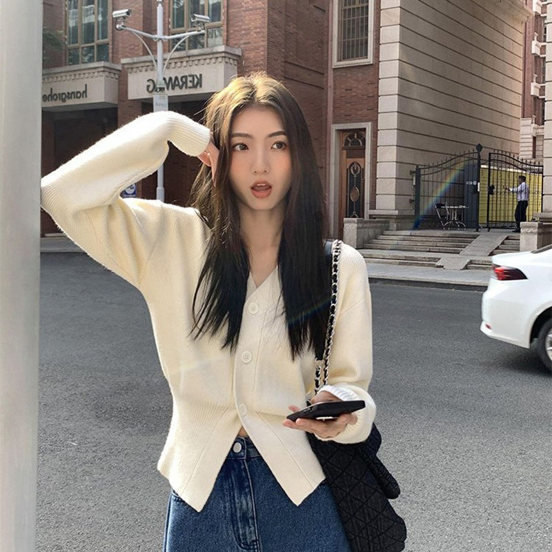 French Gentle White V-Neck Knitted Cardigan Women's Spring & Fall Tops Lazy Style Waist-Cinching Short Sweater Shawl Jacket