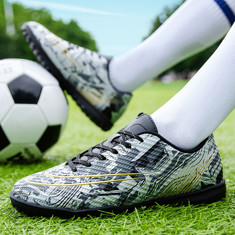 跨境C罗梅西足球鞋男女儿童人造坪青少年学生tf碎钉比赛训练球鞋