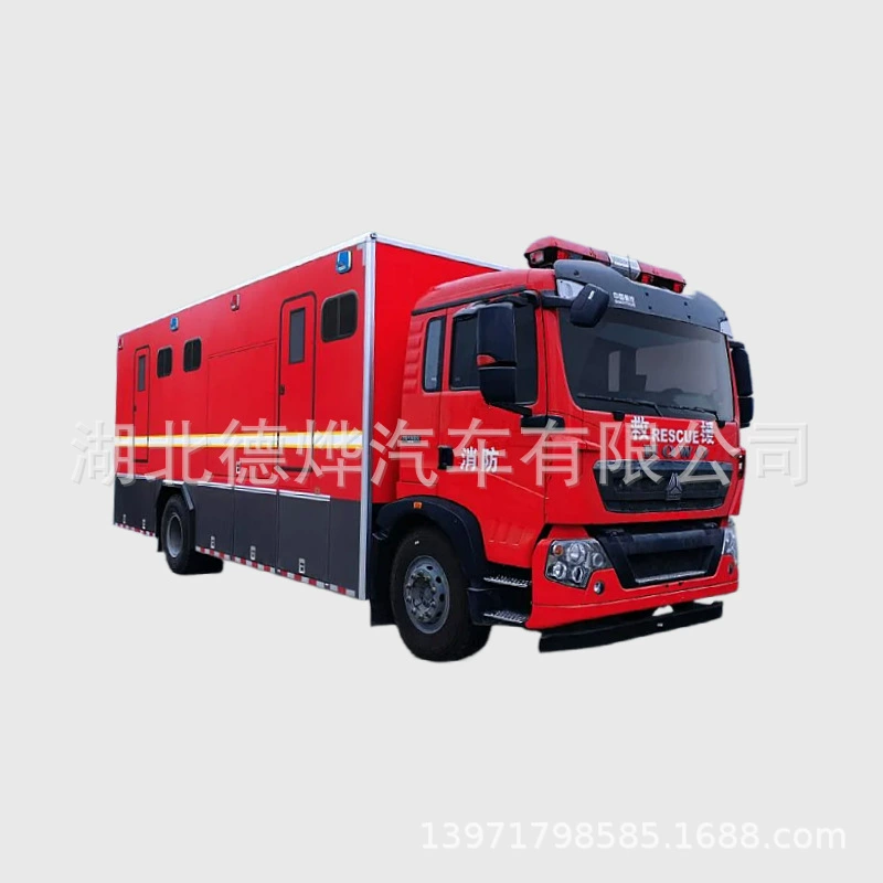 Автомобиль-туалет Sinotruk Howo быстро разворачивает мобильные туалеты для ликвидации последствий стихийных бедствий/охраны крупных мероприятий.