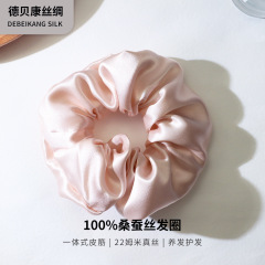 アマゾンのシルクは大腸の高級感があります。