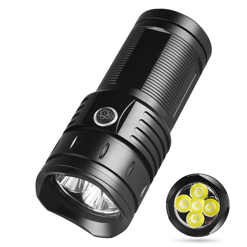 Nueva P50 brillante linterna LED de largo alcance hogar Luz de emergencia al aire libre camping iluminación impermeable luz corriente