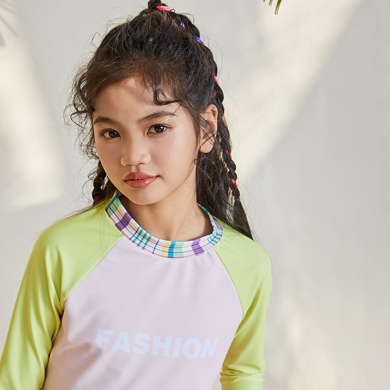 2025 Girls' Swimsuit for Middle and Large Children, Girls' Striped Fashion Sports Split Long-Sleeved Sun Protection Swimsuit Hot Spring Beach