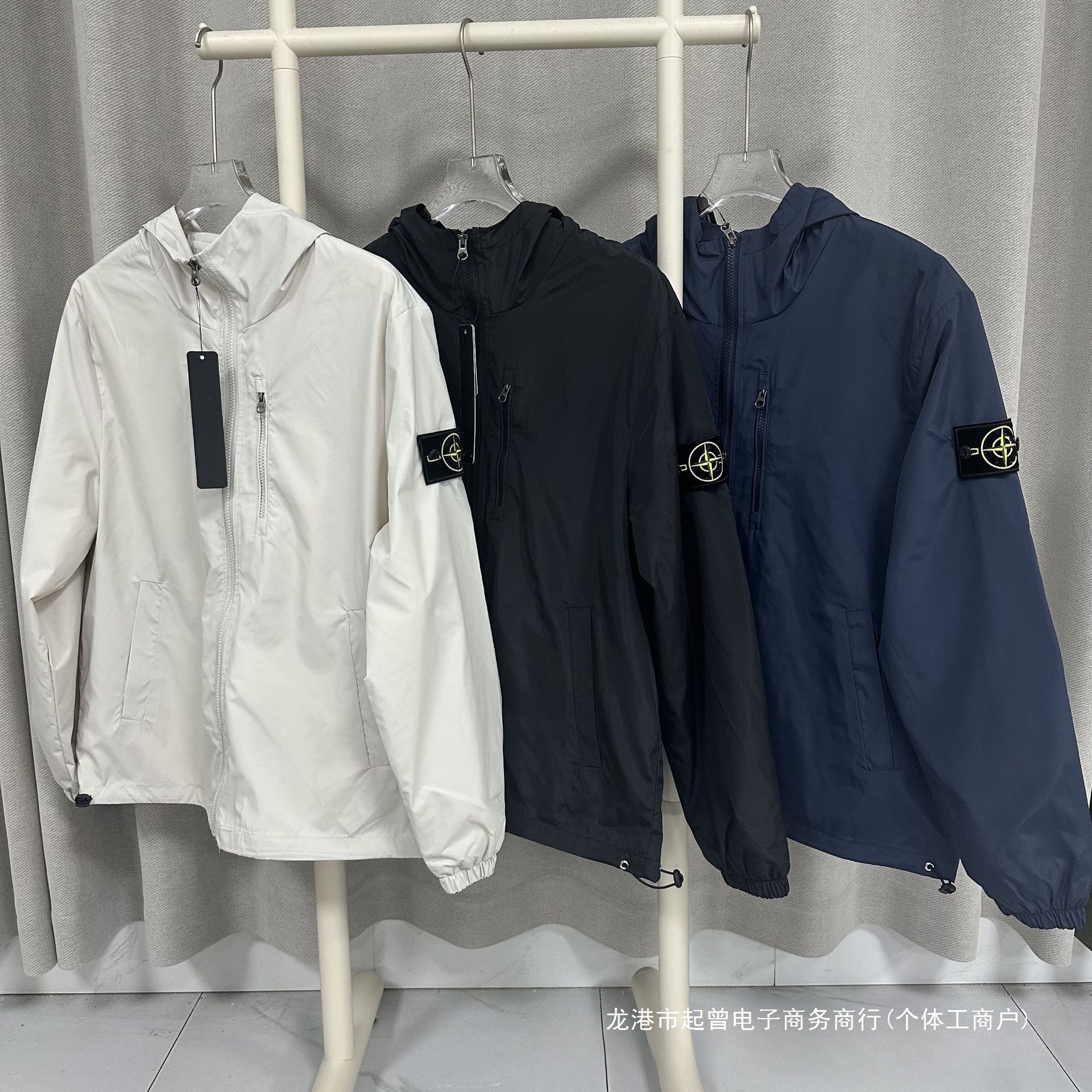 跨境石头正确版徽章男女机能冲锋衣夹克外套宽松户外风衣 06B黑色