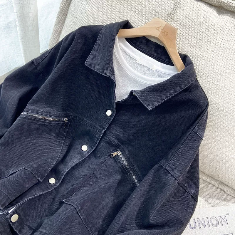 Denim jacket with zipper, loose fit