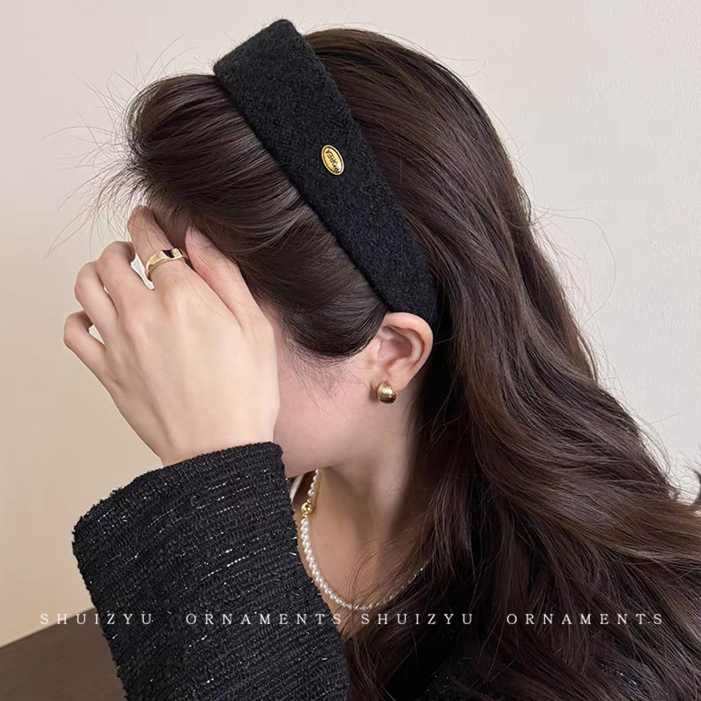 2025 nuevo otoño y invierno lana banda ancha de cabello de mujer banda de cabello de alta sensación retro puerto ventana banda de cabello fuera de la tarjeta de cabello adornamiento