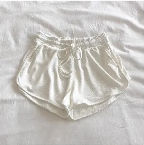 하얀색