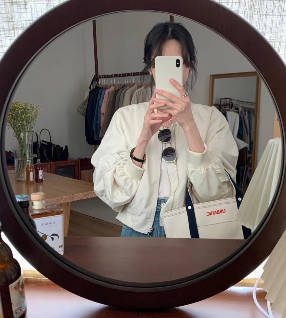 b3ebeafa-ad7b-49f7-a746-b2f486aaa79f.jpe