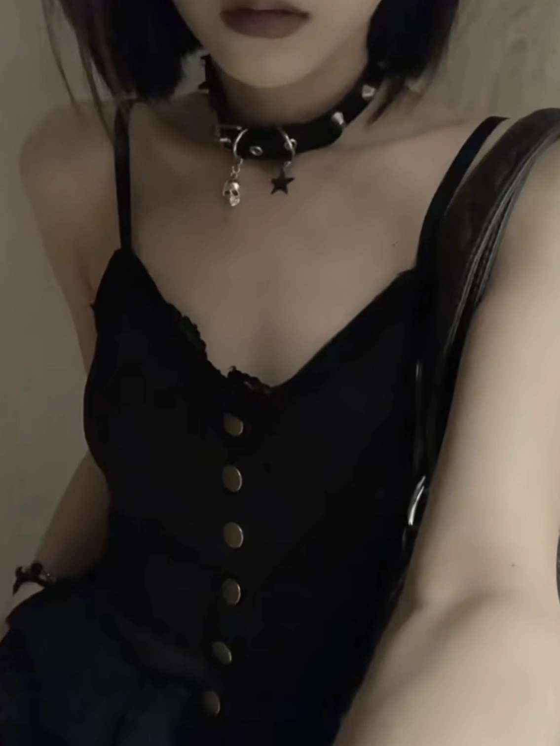 Girocollo con pentagramma e teschio stile dark punk y2k accessorio_voghion.com