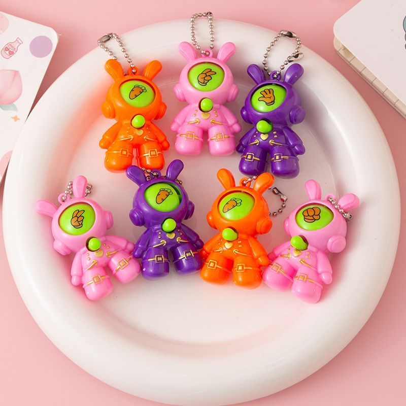 ミニじゃんけんダイコンウサギのおもちゃの販売促進の小さい賞品は石の布のゲームの卵のキーホルダーのペンダントをはさみます。|undefined