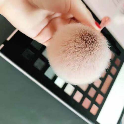 Small waisted extra large loose powder goblet makeup brush soft concealer makeup foundation brush blush brush factory direct sale