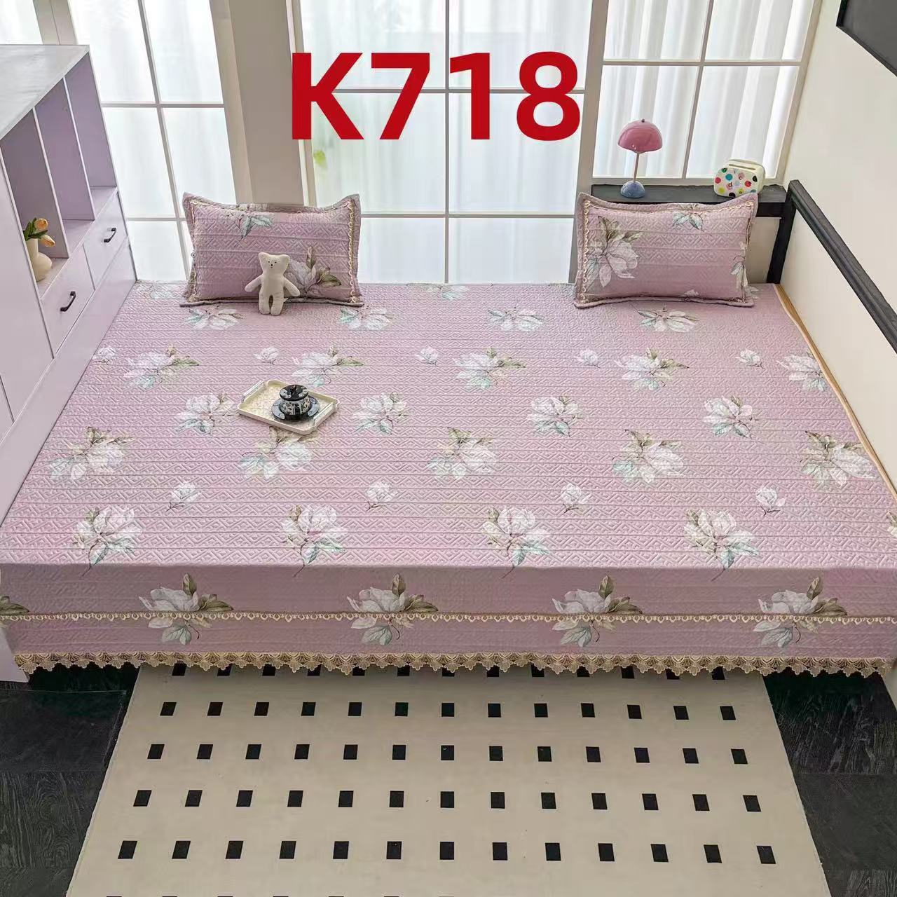 k718
