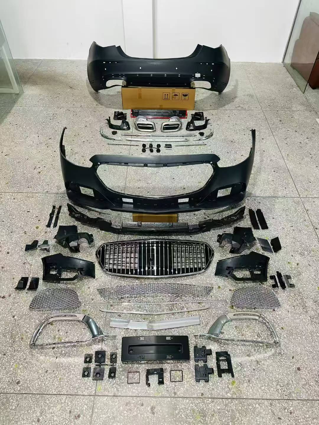 Suitable for 21-25 Mercedes-Benz S-Class modified W223 Maybach front and rear bumper, full grille surround kit
