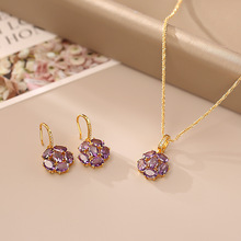 ����W����ɫ�ʯ���h�߼��Еr�о����Ś��|����p��Ů����