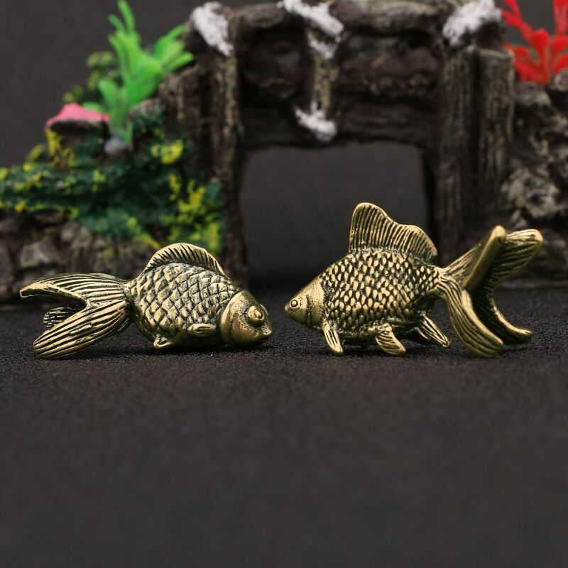 Brass-Plated Goldfish Ornaments, Symbolizing Prosperity and Good Fortune, Mini Decorations for Living Room and Office, Wealth-Attracting Crafts, Cross-Border Products